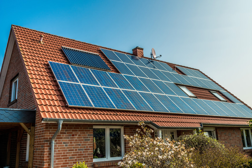 5 Easy Ways to Save Money and Energy at Home - The Green 