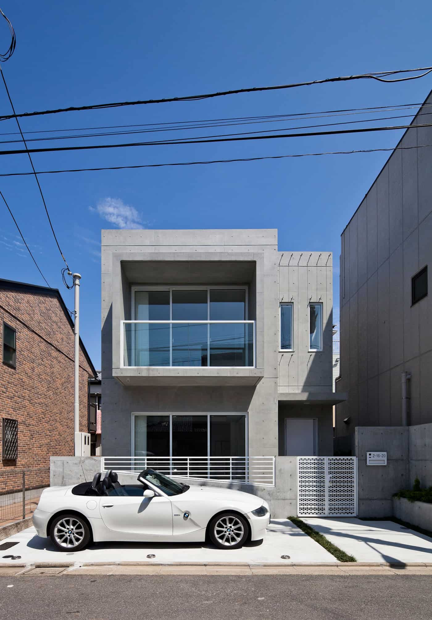 Modern Zen Design House by RCK Design 2  HomeDSGN