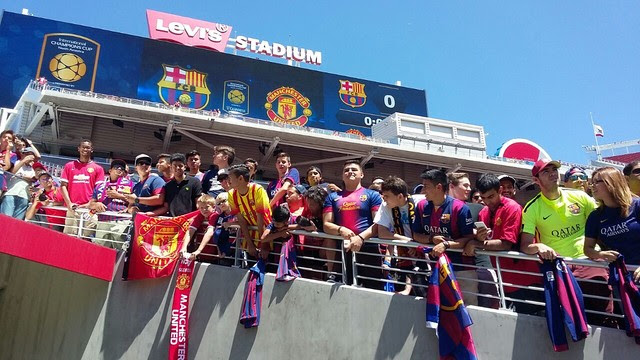 FC Barcelona fans showed up en masse in San Francisco. / FCB