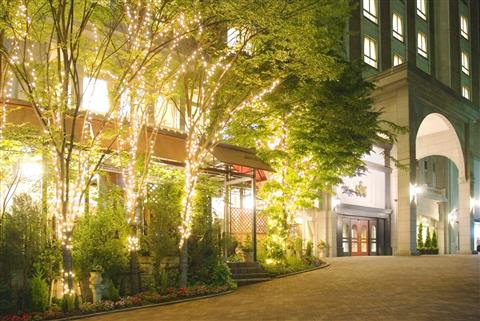 オールドイングランド道後山の手ホテルのイルミネーション イマナニ 愛媛のイベント情報