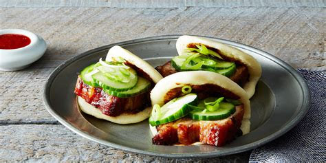 The next thing you need to add is a spoonful . Momofuku's Iconic Pork Buns | HuffPost