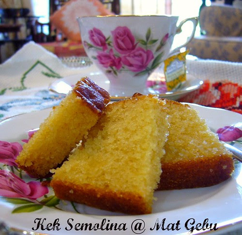 Kek Semolina