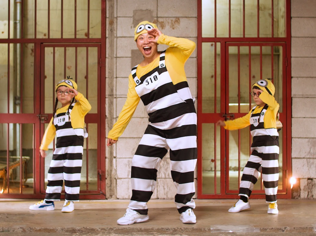 いとうあさこ りんあんちゃんがミニオンダンスを披露 ついつい一緒に踊りたくなっちゃう 怪盗グルーのミニオン大脱走 特別映像解禁 Movie Tv Cinema Life シネマライフ 映画情報