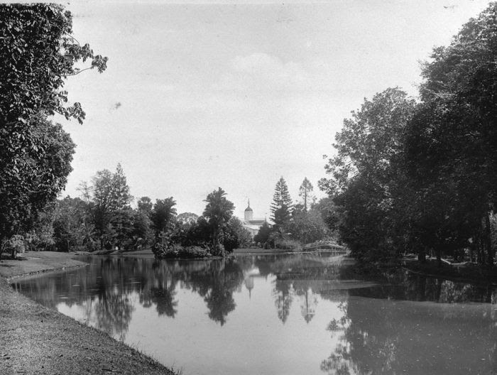 Istana Bogor Dulu dan Sekarang