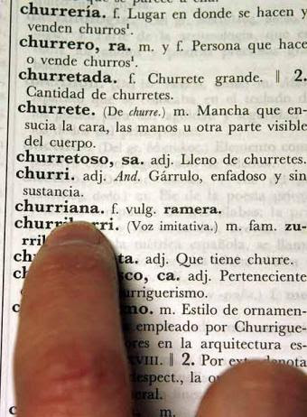 http://josamotril.files.wordpress.com/2010/10/diccionario_2.jpg