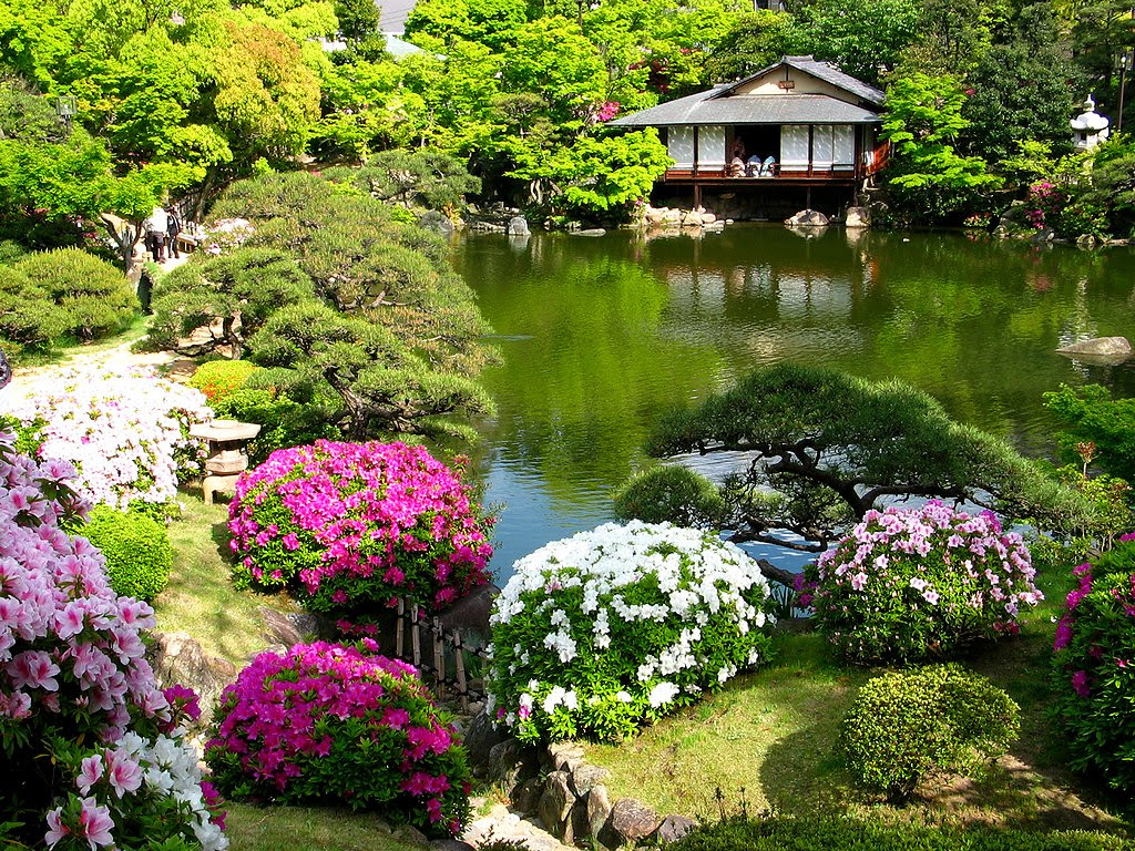 躑躅 ツツジ と日本庭園 壁紙写真 花の無料壁紙写真 花の無料写真素材 四季の花の写真集