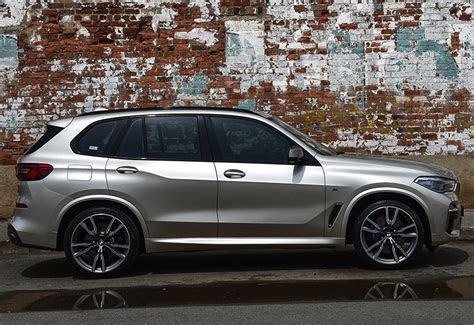 bmw  md  specifications photo price