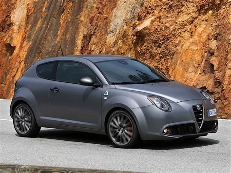 PDF Alfa Romeo 2013 Mito Quadrifoglio Verde Manual