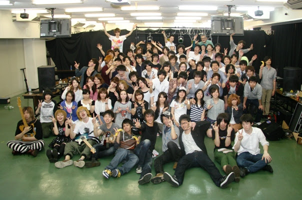 カレッジ27 国士舘大学 Web Rock Magazine Beeast