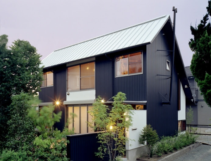 名古屋 愛知 鳥山敦生建築設計室 設計事務所 木造 家 建築 注文 住宅 リフォーム 分離発注 中庭のある家
