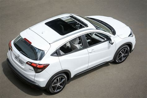 honda hr   chega  motor  turbo  teto solar