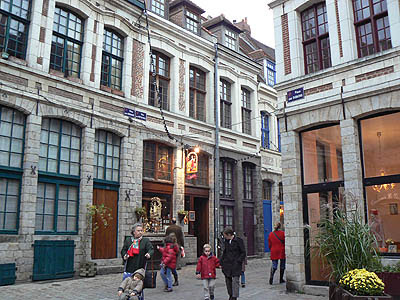 place aux oignons.jpg