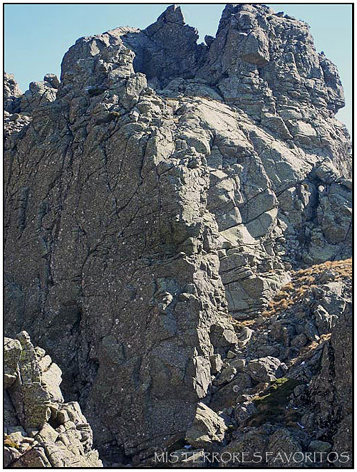 LA ALMENA - RISCOS DE VILLAREJO