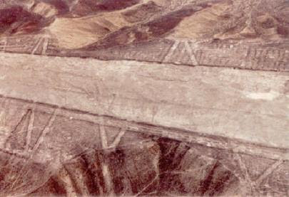 Garis Paling Misterius Di Dunia [ www.BlogApaAja.com ]