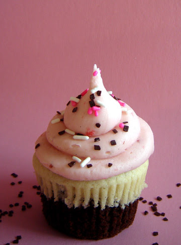 Neapolitan cupcakes