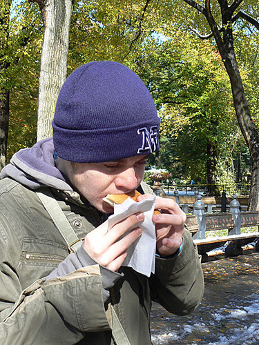 paul et hot dog central park.jpg