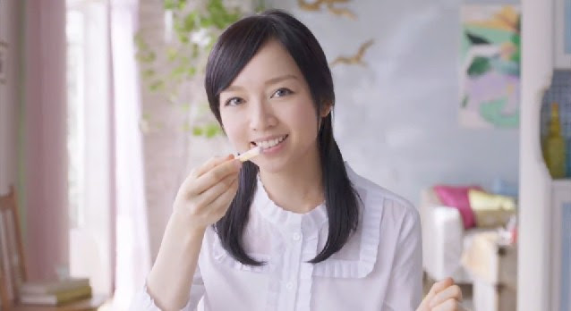 宮本笑里 ヤマザキナビスコ プレミアムクラッカーのcmに出演する美女 このcmの女の子誰