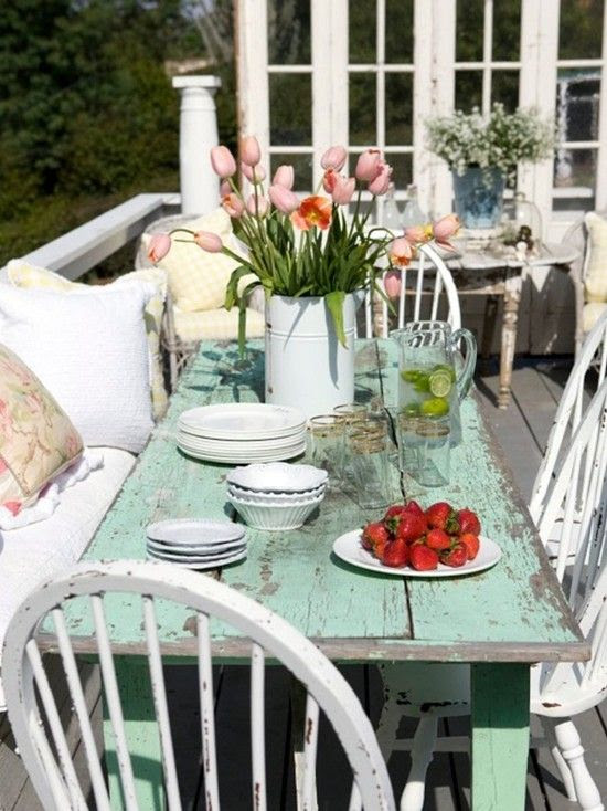 Patio Shabby Chic Cottage Decorating | DIY Porch Decor | Pinterest