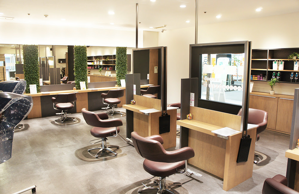 美容室 Salons サロンズ Jr高槻駅前店