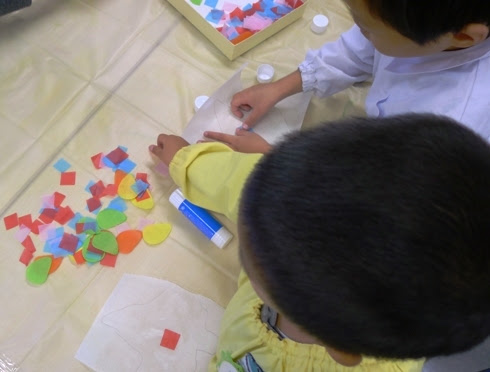 お花紙でステンドグラス Michieの実