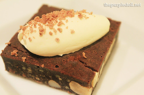 Plate - Cashew Nut Brownie