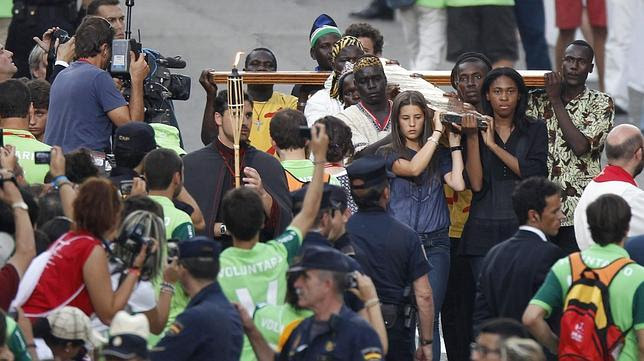 «No paséis de largo ante el dolor»
