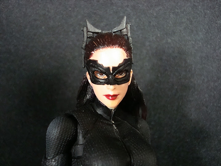 アイテム紹介 スクウェア エニックス The Dark Knight Trilogy Play Arts改 キャットウーマン 蝙蝠とか