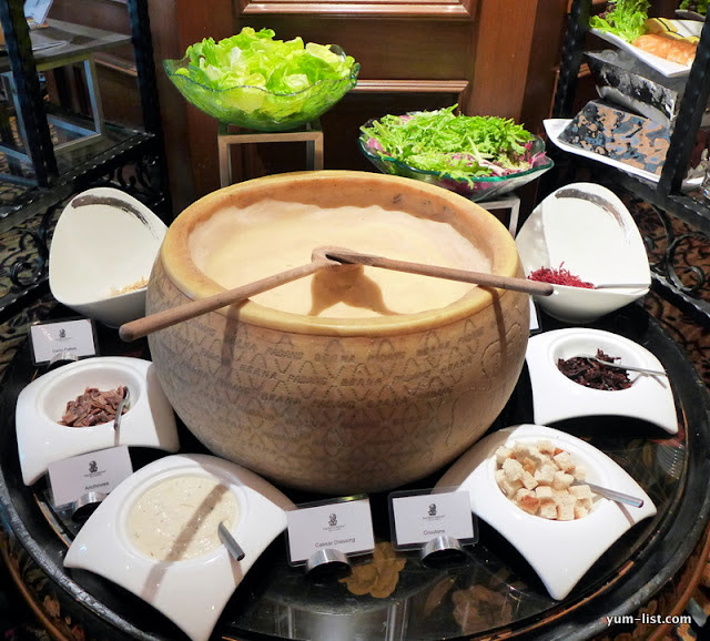 The Ritz-Carlton Kuala Lumpur, Bubbly Sunday Roast