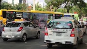 HOW TO GET FROM TAN SON NHAT AIRPORT (SGN) TO HO CHI MINH CITY CENTER DISTRICT 1, VIETNAM - YouTube iRound the World