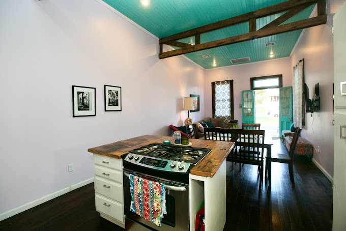 3 Bedroom House For Rent In New Orleans - 3 Bedroom Apartment Flat For Sale In Lafitte House, New ... / Choose an 8 bedroom house for your wedding or reunion, a stylish condo in the quarter or, for a racy history, stay in a b&b that once housed an infamous bordello and welcomes guests with extraordinary concierge services.
