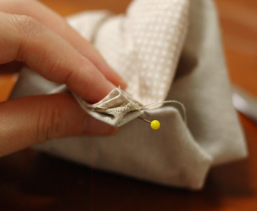 How to make a petit pouch 27
