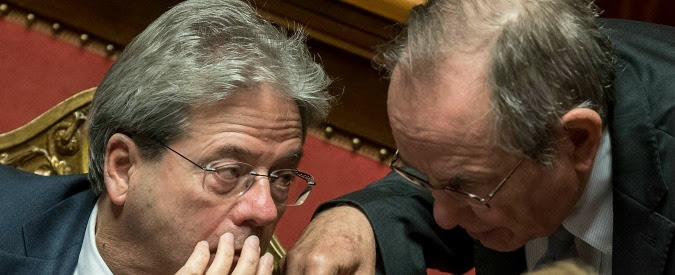 Banche, Gentiloni vara il Salvarisparmio: “20 miliardi di nuovo debito per liquidità e aumenti di capitale”