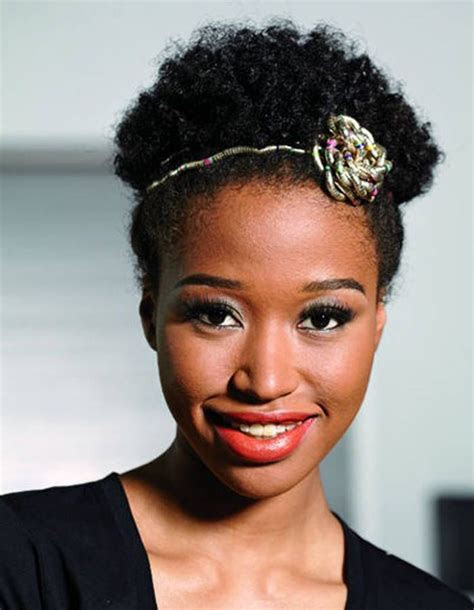 coiffure cheveux crepus courts femme nappy natural
