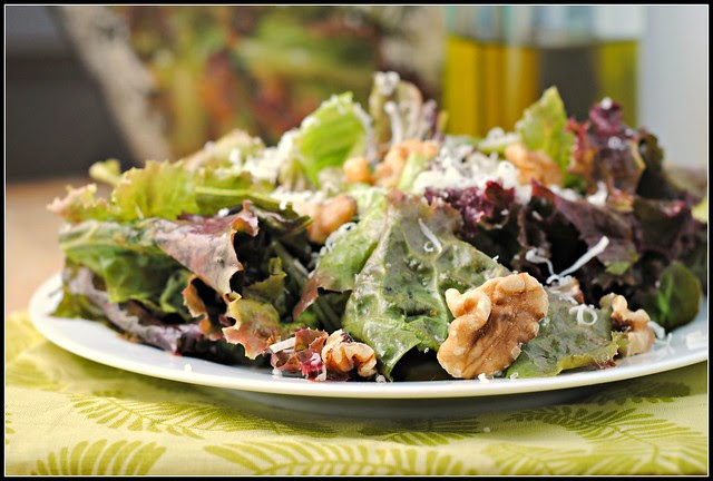 walnutromainesalad1