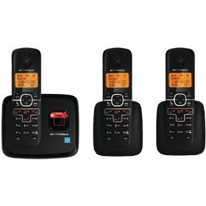 Motorola DECT 6.0 Enhanced Cordless Phone with 3 Handsets and Digital Answering System L703