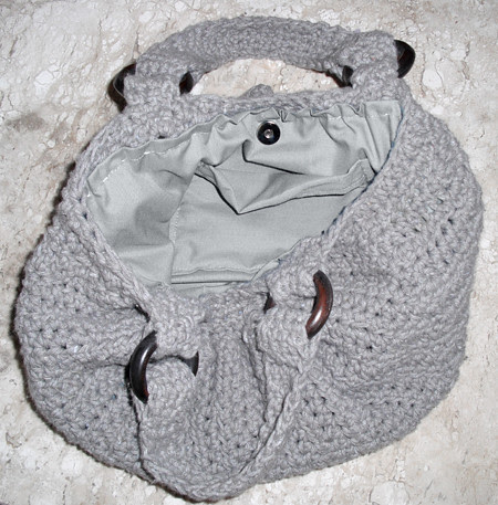 Fat Bottom Bag Barbante Cinza  por você.