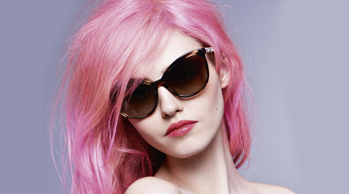 Шарлотта Фри стала лицом линейки очков Chanel