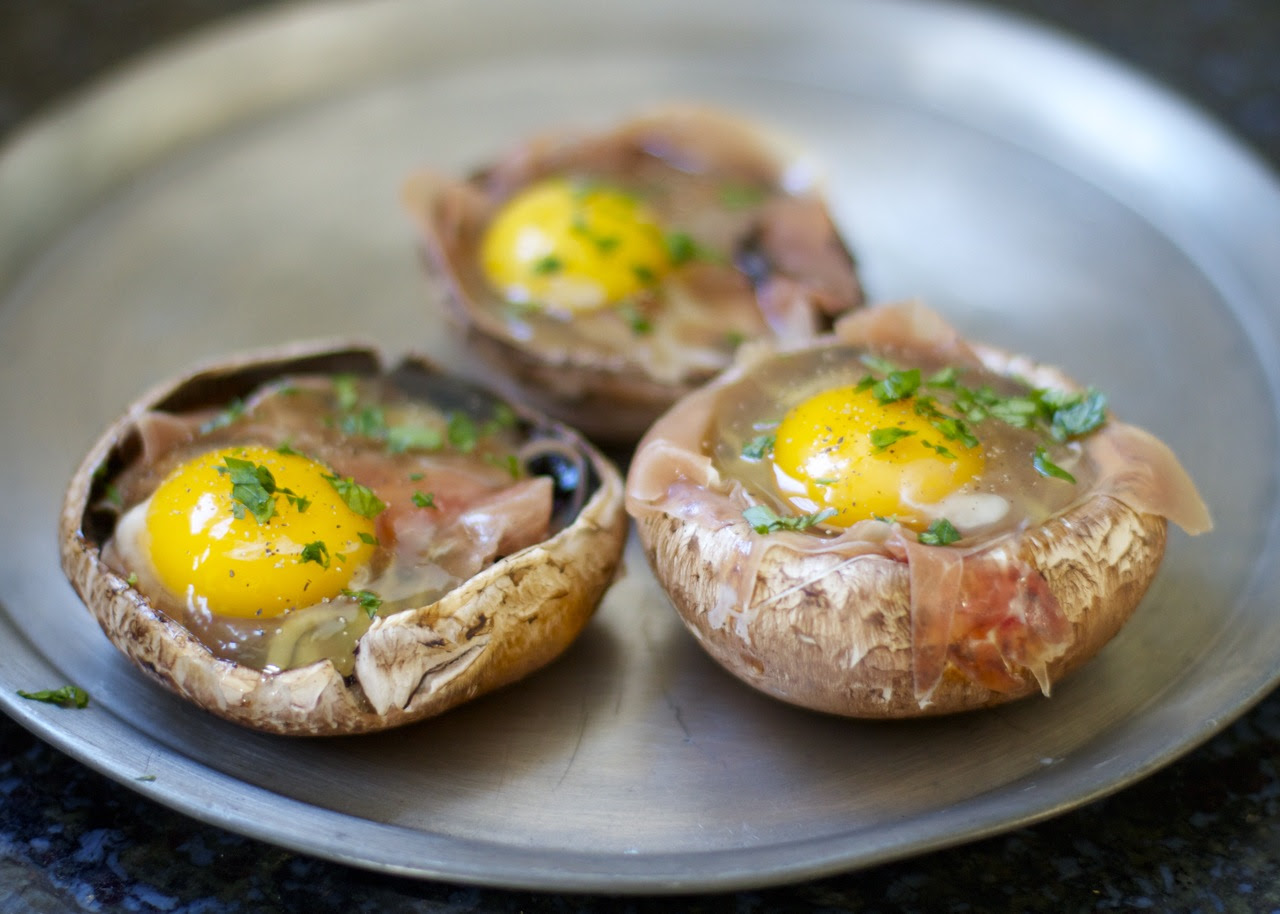 Baked Eggs in Prosciutto-Filled Portobello Mushroom Caps