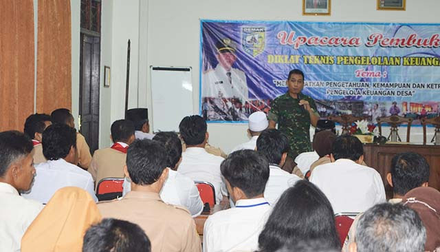 Perangkat Desa Diberi Pencerahan Wawasan Kebangsaan