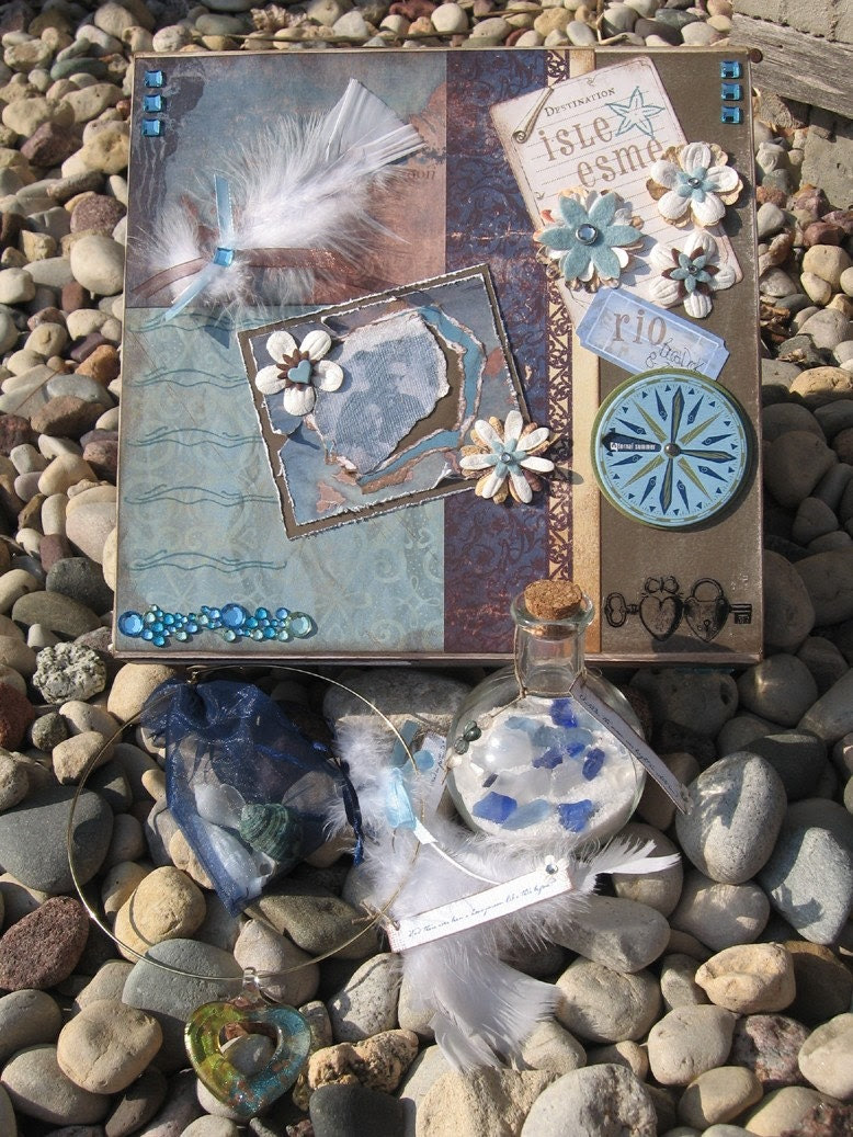 Isle Esme Treasure Box - Bella's Heart Collection