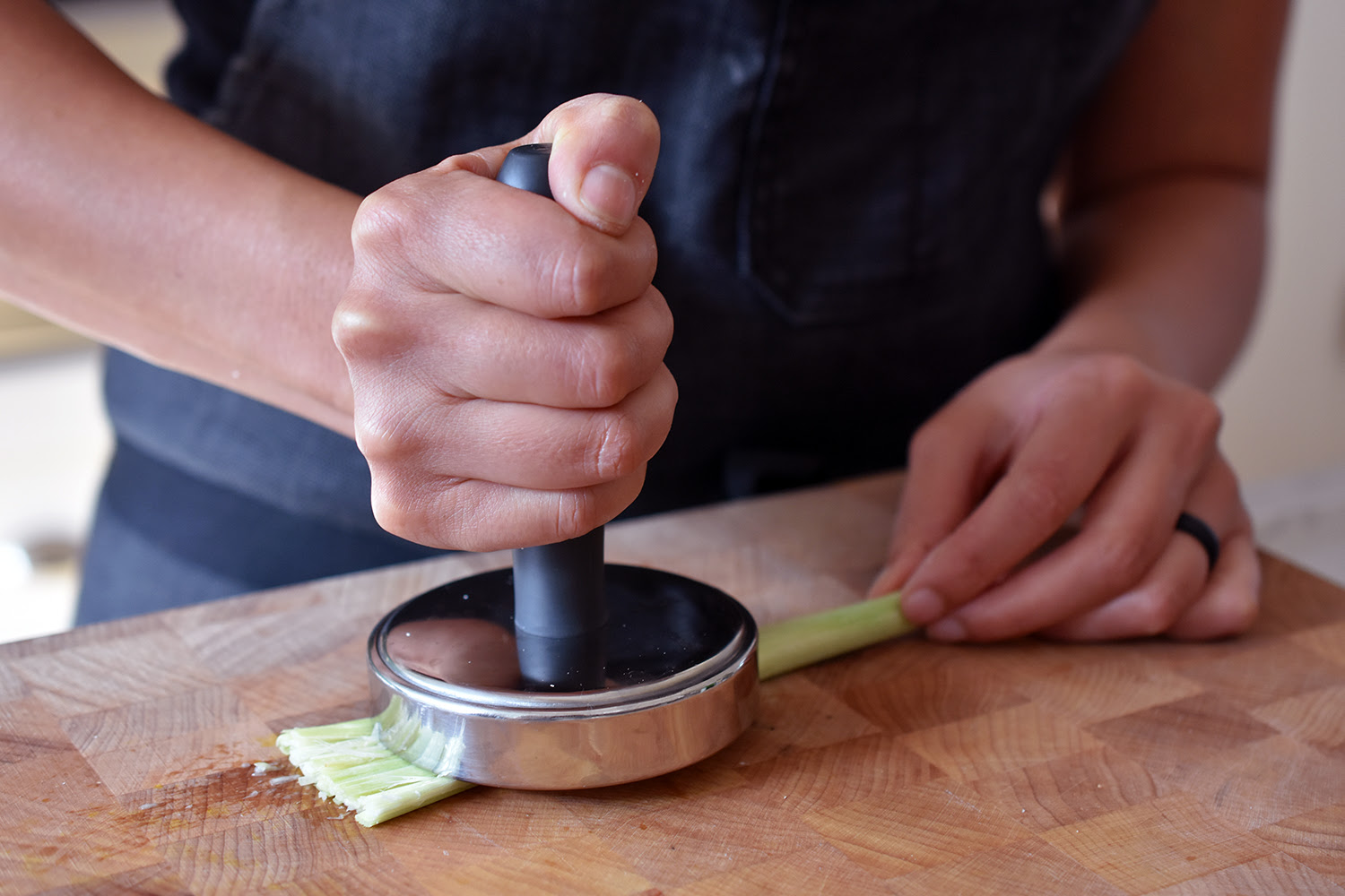 How To Cook With Lemongrass by Michelle Tam http://nomnompaleo.com