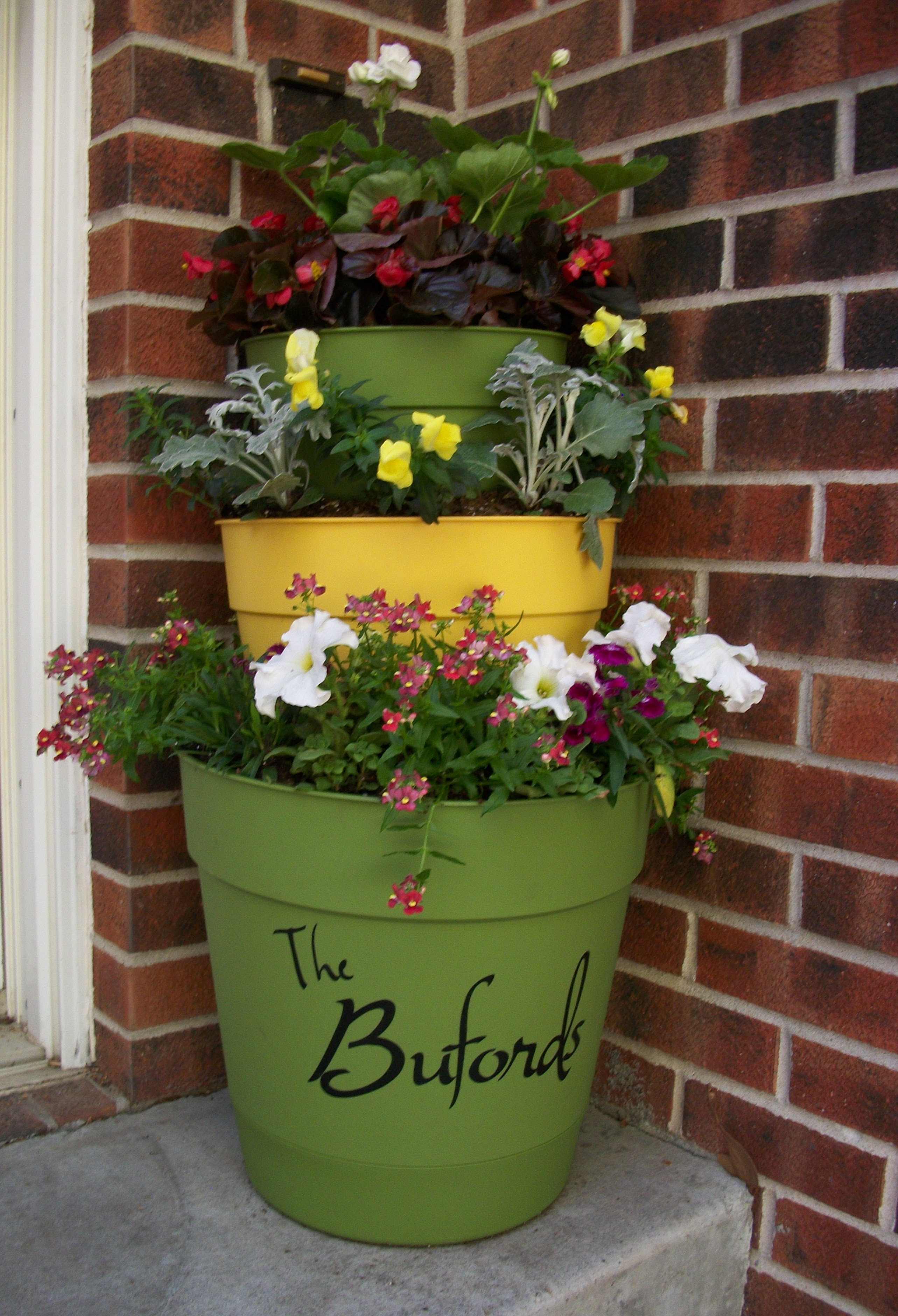 Tiered Planter Ideas That You Can Easily Make With Clay