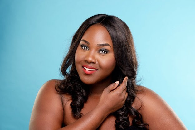 Chanel Boateng, plus-size style, beauty, and lifestyle blogger.