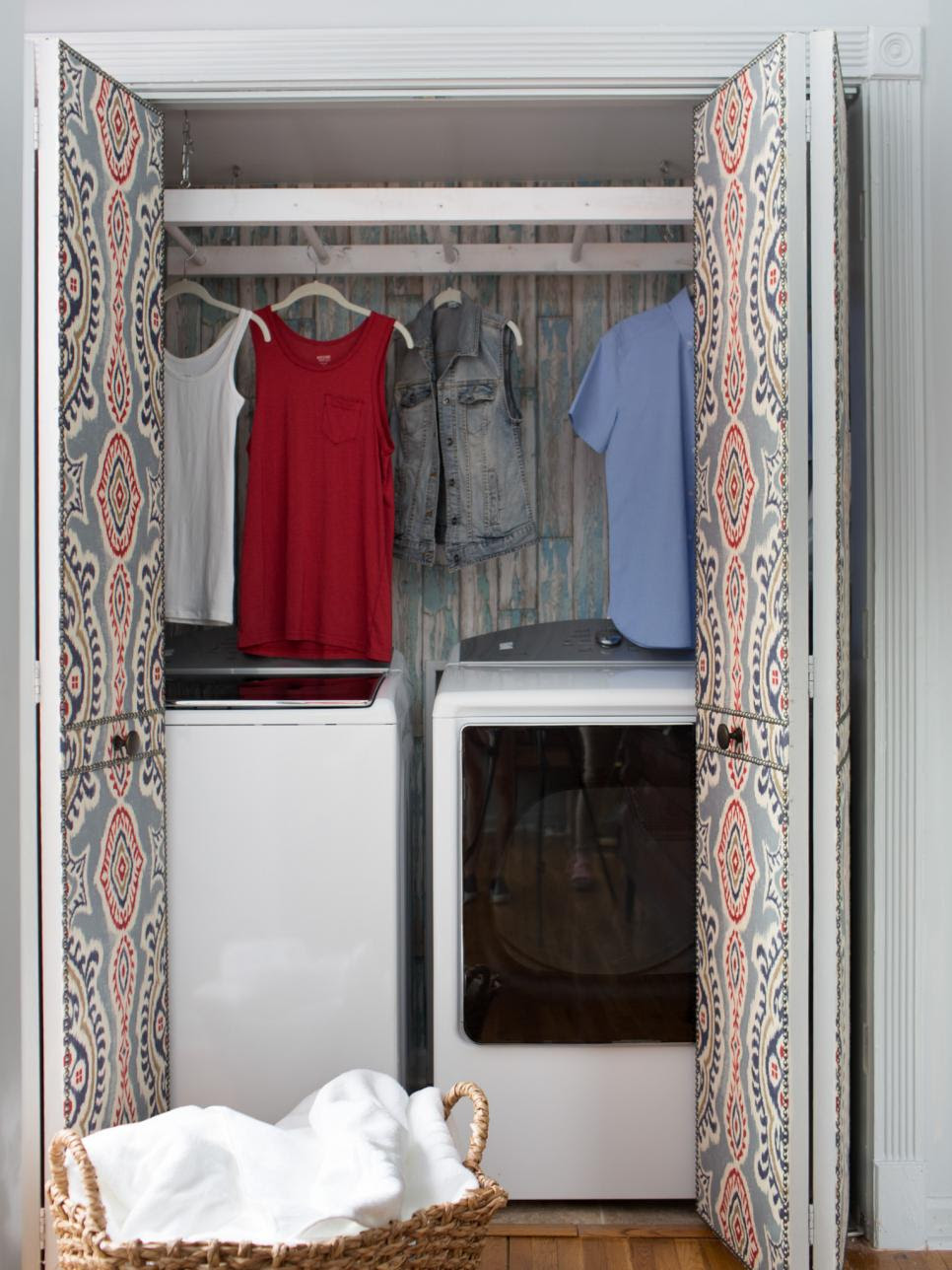 Laundry Room Closet Makeover | HGTV