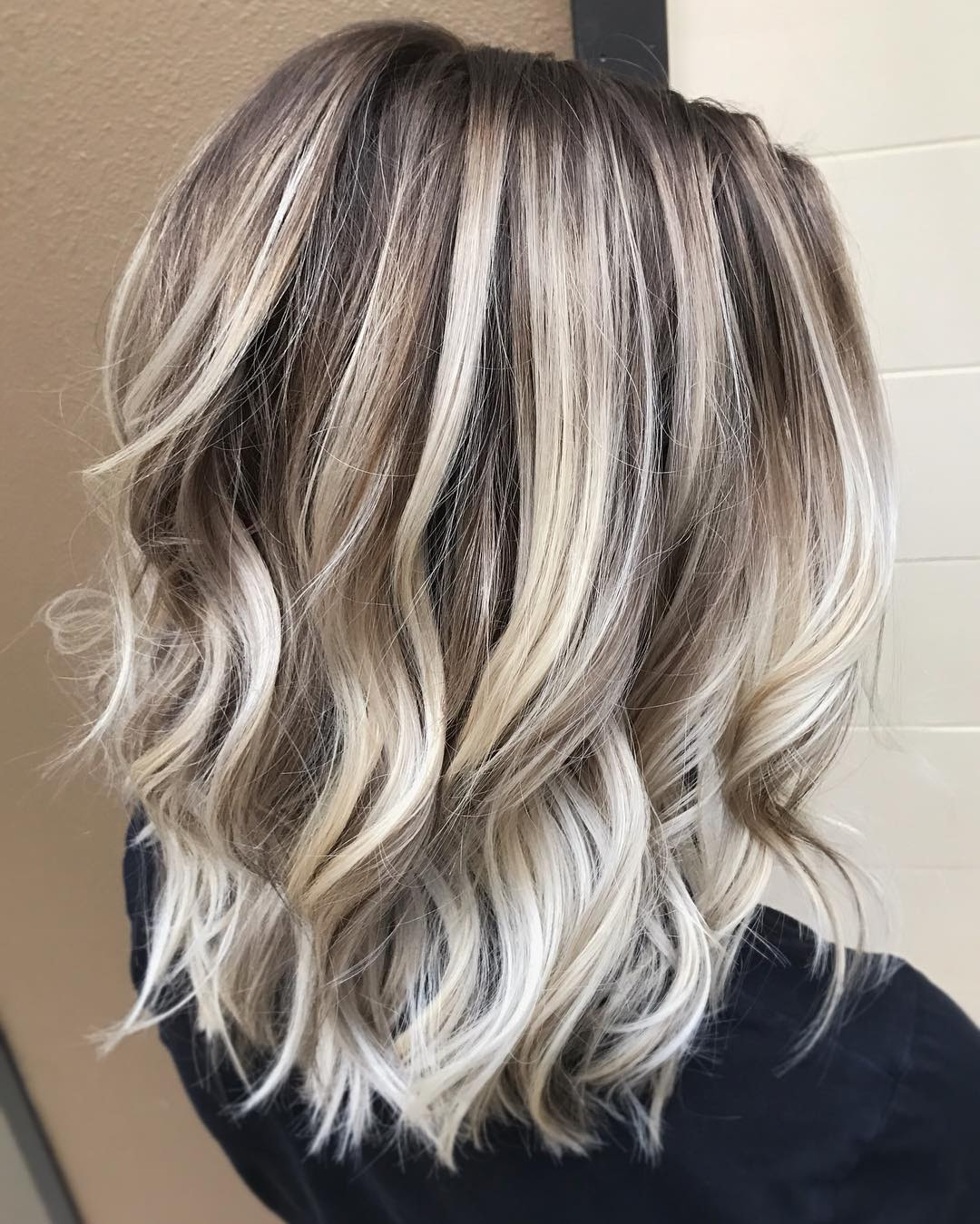 10 Ash  Blonde  Hairstyles For All Skin Tones 2021