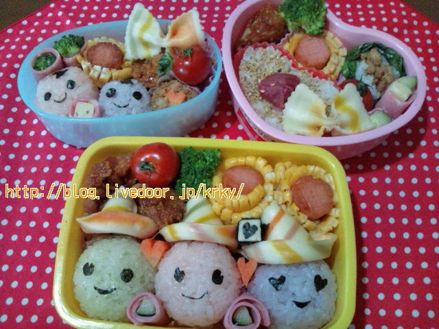 遠足のかわいいお弁当 親子三人分 うちのご飯 手作りおやつ キャラ弁も