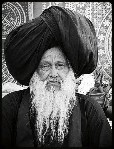 Peersab Syed Ali Masoomi Madari Aqsan ..Makanpur by firoze shakir photographerno1