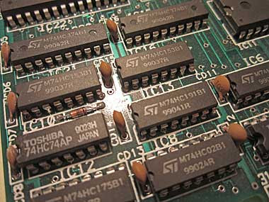 images/logic-IC-decoupling.jpg