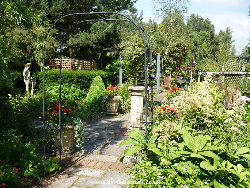 The outdoor plants area at