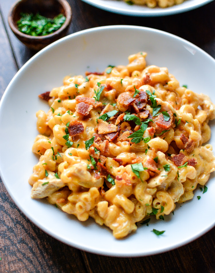 Stovetop Mac and Cheese with Bacon and ChickenCooking and Beer